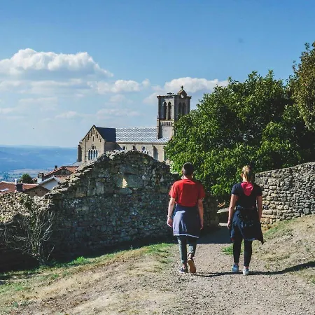 Semesterbostad Independant 4 Pers. A Avec Cour, Proche Gorges De L'allier, Parking Prive, Animations. - Fr-1-582-193