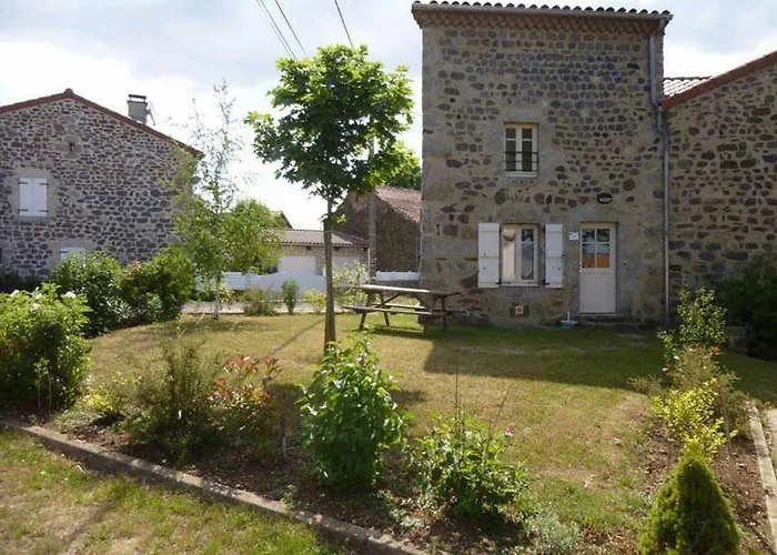 Independant 4 Pers. A Avec Cour, Proche Gorges De L'allier, Parking Prive, Animations. - Fr-1-582-193 *